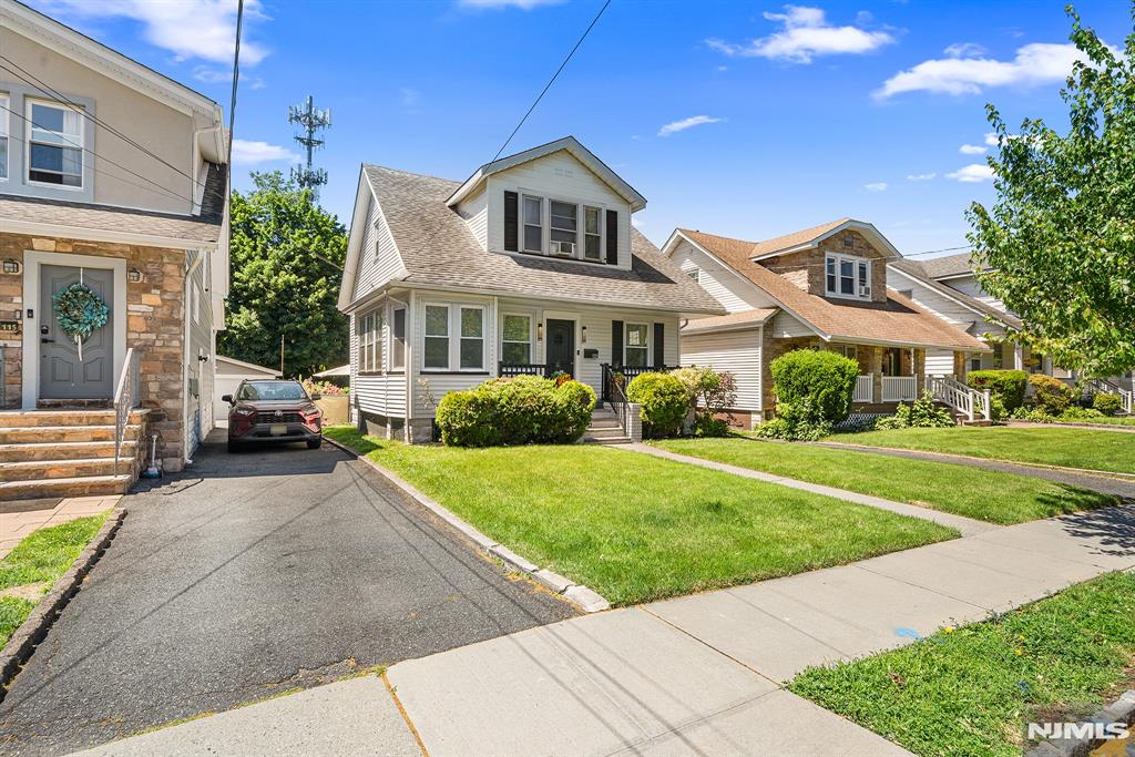 121 Smallwood Avenue
