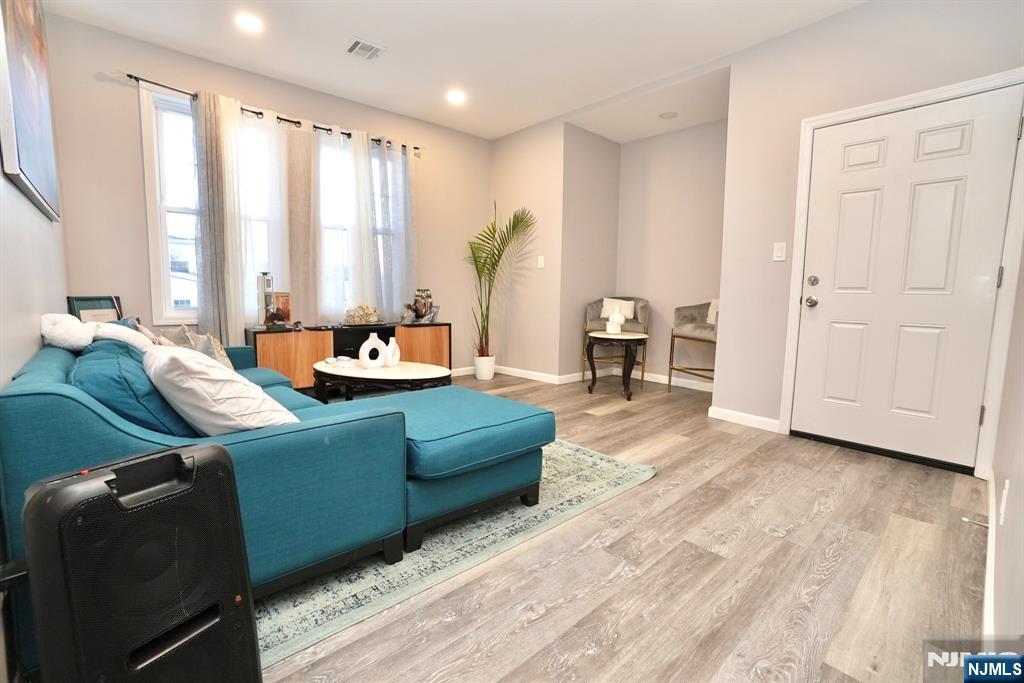 172-176 Delavan Avenue