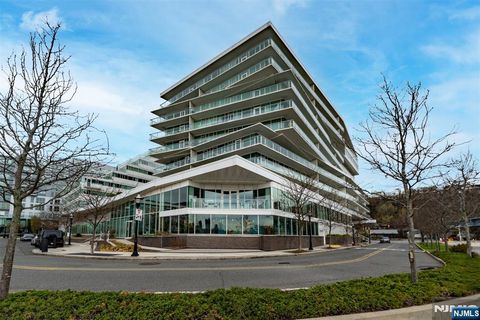 Photo of 800 Ave At Port Imperial Boulevard #920, Weehawken, NJ 07086 (MLS # 25012361)