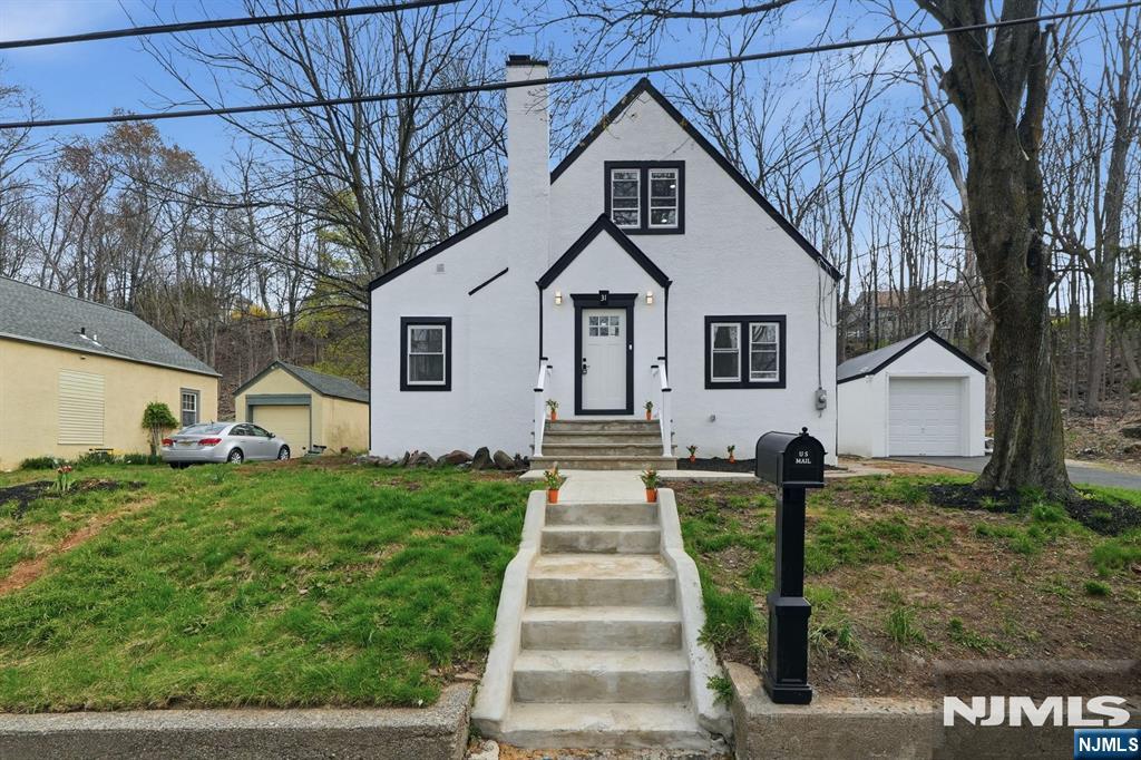 31 Saint Moritz Place