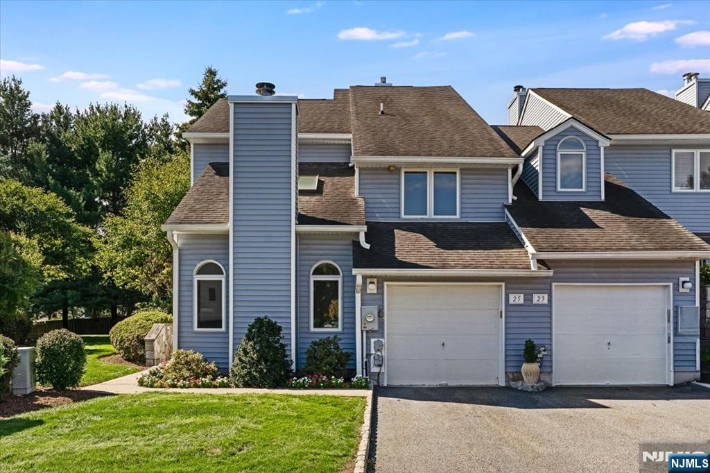 25 Knutsen Drive 216