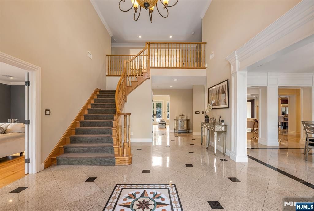 Photo of 17 Jefferson Avenue, Cresskill, NJ 07626 (MLS # 25043176)