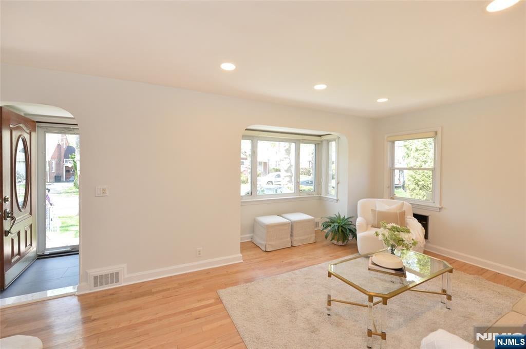 1641 Ardsley Court