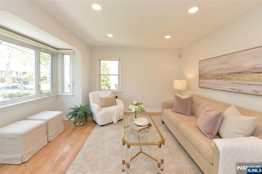 1641 Ardsley Court