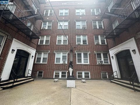Photo of 3726 Park Avenue #D1, Weehawken, NJ 07086 (MLS # 25014900)