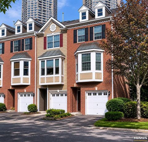 Photo of 239 Brower CT #239, West New York, NJ 07093 (MLS # 26019472)