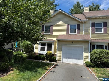 6 Chris Court 6 Fair Lawn NJ 07410