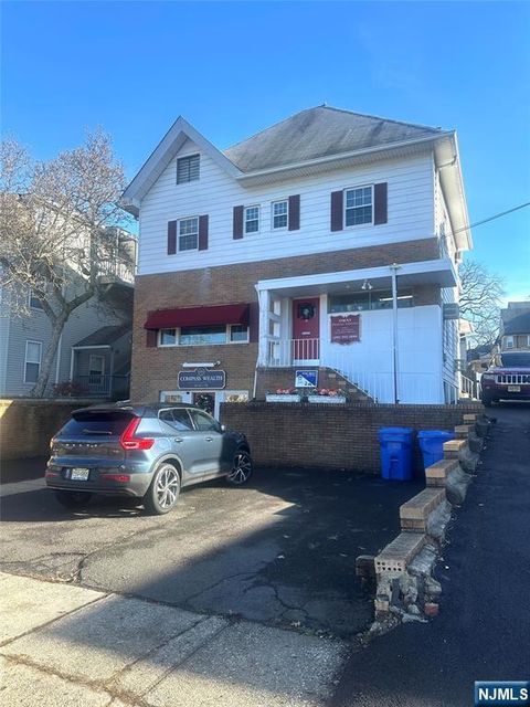 Photo of 9 Lincoln Avenue #2nd Floor, Rutherford, NJ 07070 (MLS # 25022106)