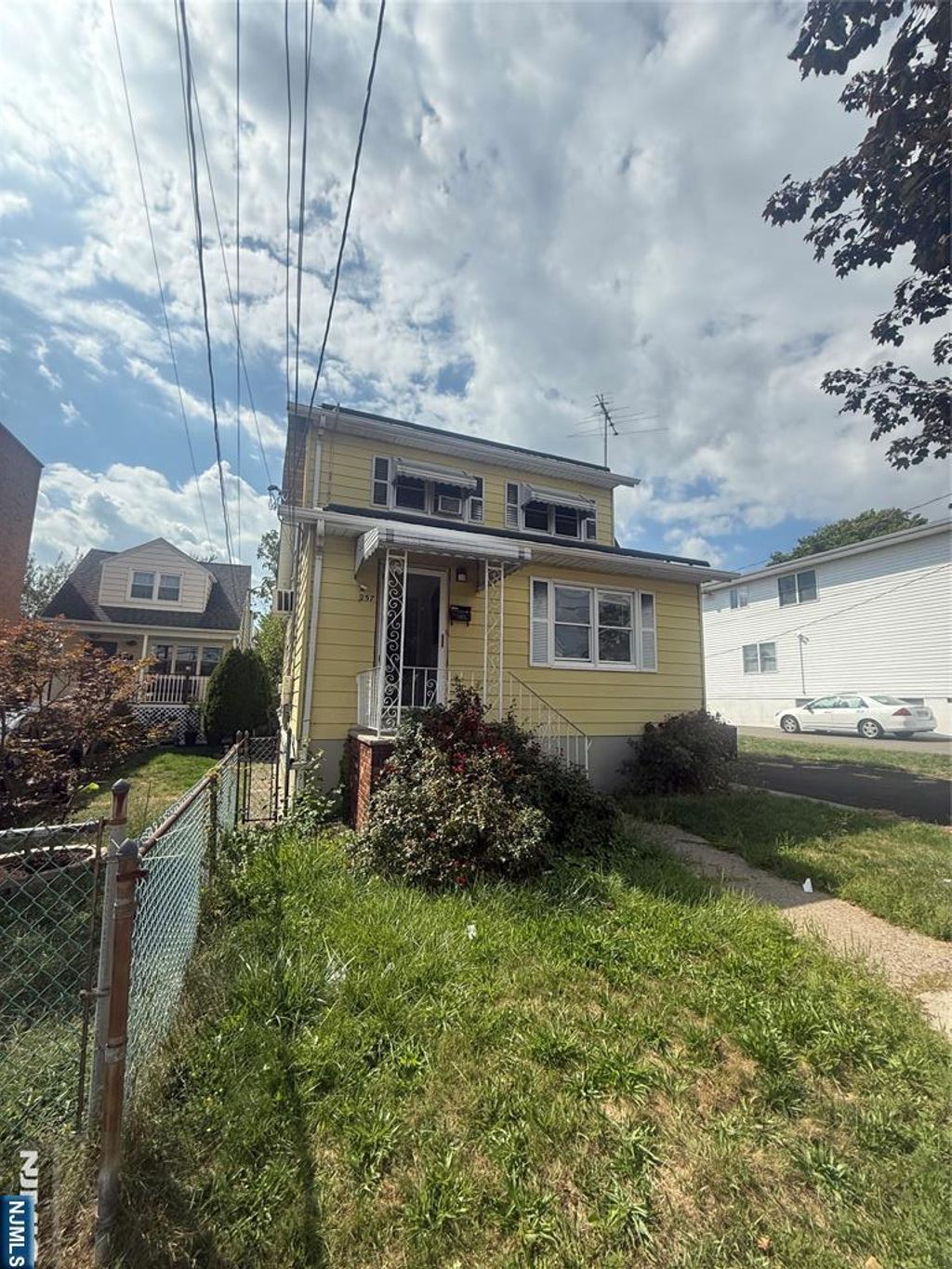 Photo of 257 Palisade Avenue, Garfield, NJ 07026 (MLS # 25036327)