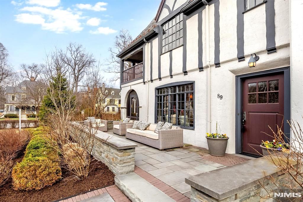 Photo of 89 Douglas Road, Glen Ridge, NJ 07028 (MLS # 26008703)