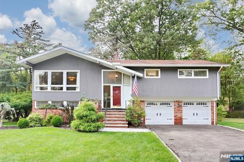 7 Shadow Lane Montvale NJ 07645