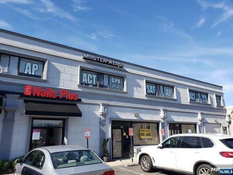 136 Oakland Avenue 130 Closter NJ 07624