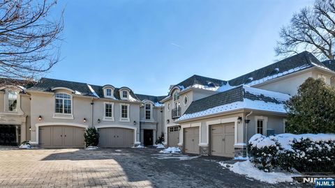 Photo of 114 Bellaire Drive, Demarest, NJ 07627 (MLS # 26003849)