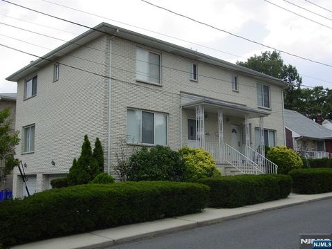 Photo of 440 Brinkerhoff Ave #A, Fort Lee, NJ 07024 (MLS # 26019947)