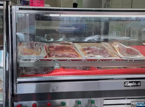 Photo of 547 Anderson Avenue, Cliffside Park, NJ 07010 (MLS # 25038154)