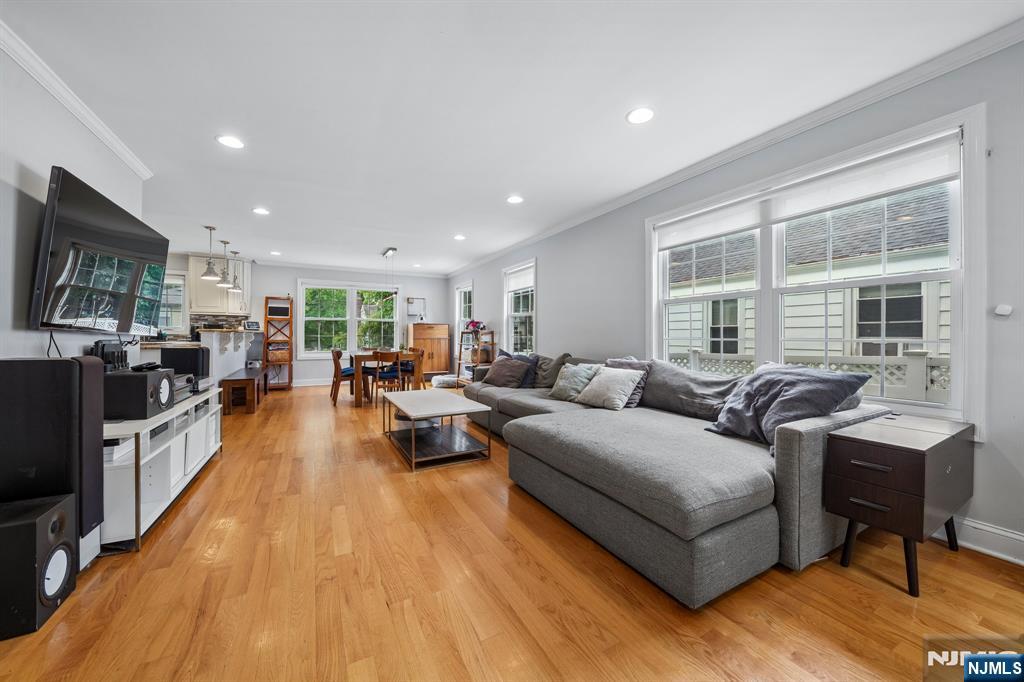 418 Ivy Lane