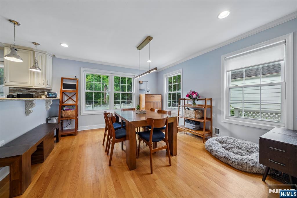 418 Ivy Lane