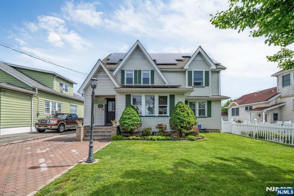 Photo of 395 Wood Ridge Avenue, Wood Ridge, NJ 07075 (MLS # 26019343)