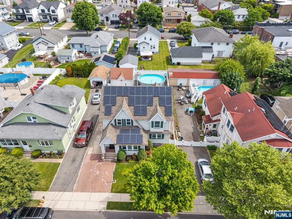 395 Wood Ridge Avenue