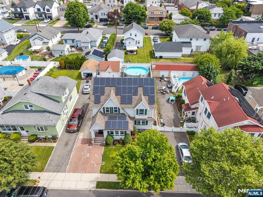 Photo of 395 Wood Ridge Avenue, Wood Ridge, NJ 07075 (MLS # 26019343)