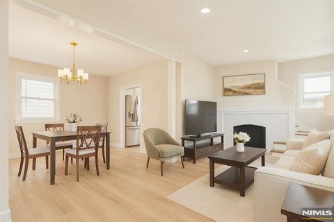 Photo of 800 Grand Avenue, Leonia, NJ 07605 (MLS # 25038756)