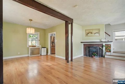 Photo of 800 Grand Avenue, Leonia, NJ 07605 (MLS # 25038756)