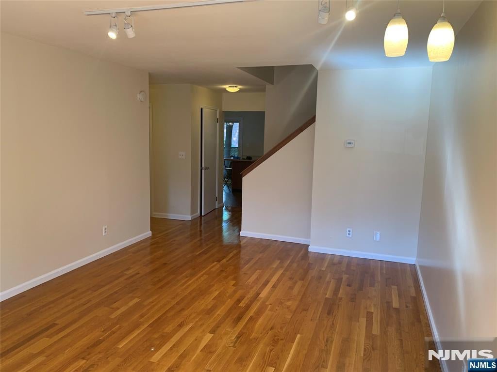 15 Park View Place