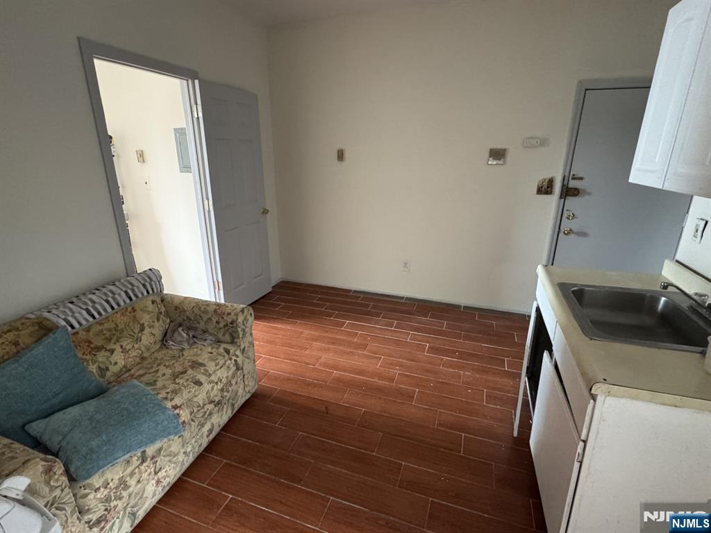 Rental Property at 105 Frank E Rodgers Blvd 7, Harrison, New Jersey - Bedrooms: 1 
Bathrooms: 1 
Rooms: 3  - $1,100 MO.