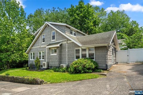 450 Fort Lee Road Leonia NJ 07605