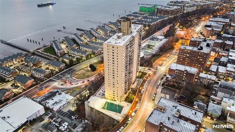 6600 Boulevard East 22J West New York NJ 07093