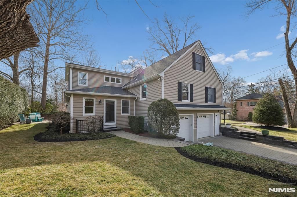 Photo of 38 Madison Avenue, Demarest, NJ 07627 (MLS # 26008508)