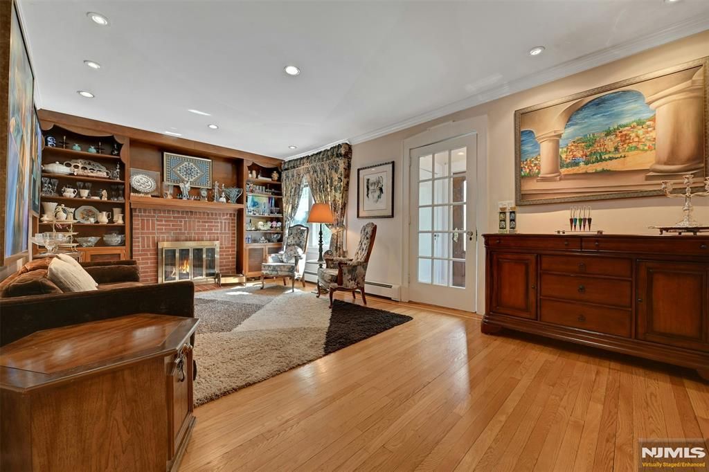 Photo of 1334 Pennington Road, Teaneck, NJ 07666 (MLS # 26013563)