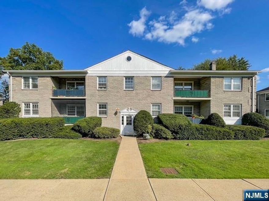 Welcome to the Cloisters. This one bedroom is being totally renovated. New kitchen, new appliances, updated bathroom and freshly sanded hardwood floors. Ample parking, outdoor pool and card operated laundry in each building plus your own storage. Garages, if available, additional $75 per month. It's close to schools, transportation, houses of worship, downtown shopping and restaurants. Heat & hot water Included! No Pets.