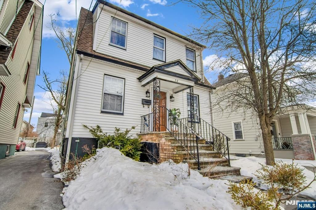 Photo of 58 Essex Avenue, Maplewood, NJ 07040 (MLS # 26004920)