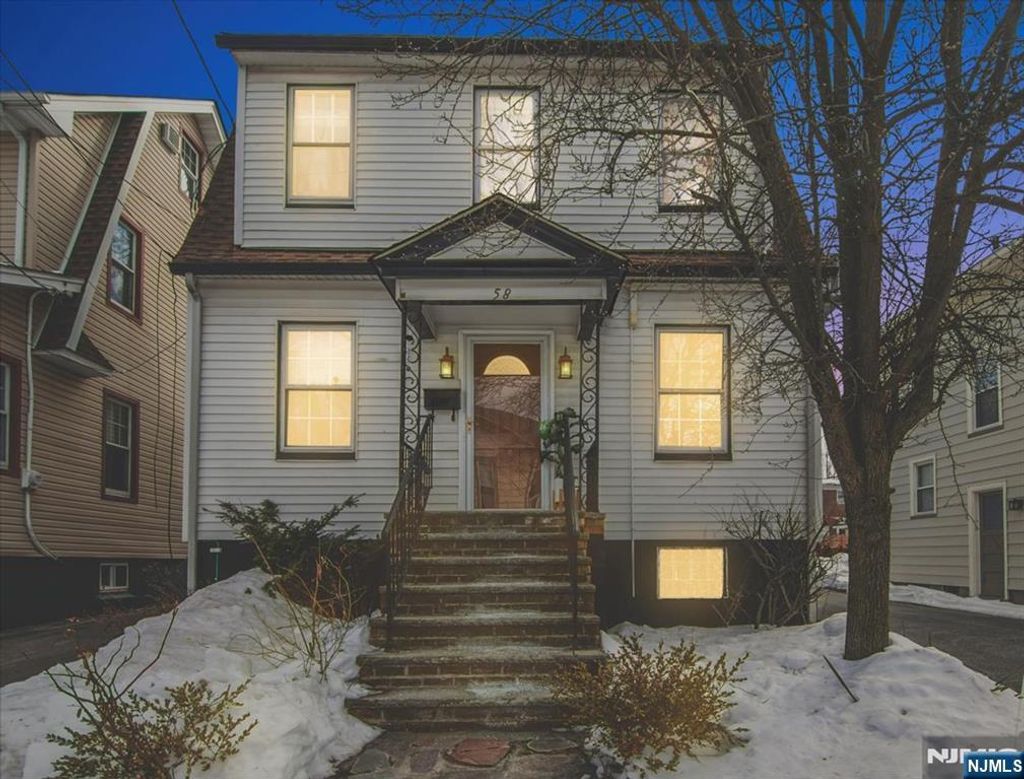 Photo of 58 Essex Avenue, Maplewood, NJ 07040 (MLS # 26004920)