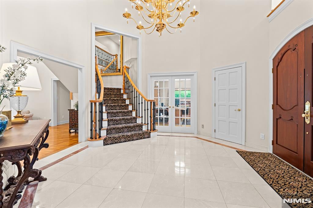 27 Shinnecock Trail