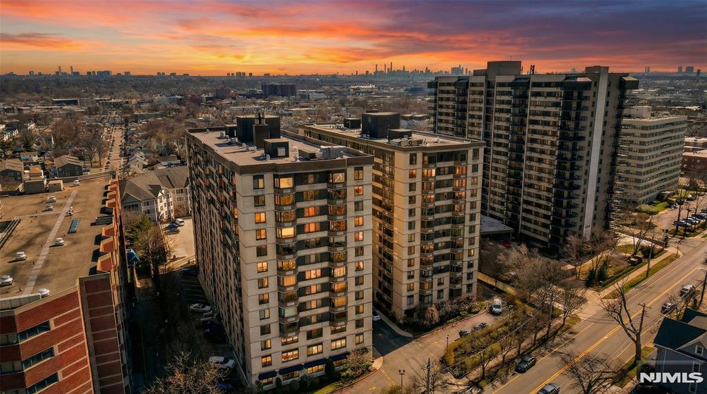 326 Prospect Avenue 8E