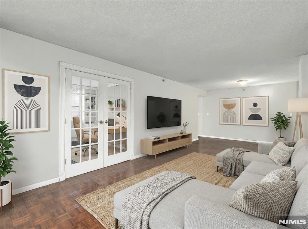 326 Prospect Avenue 8E