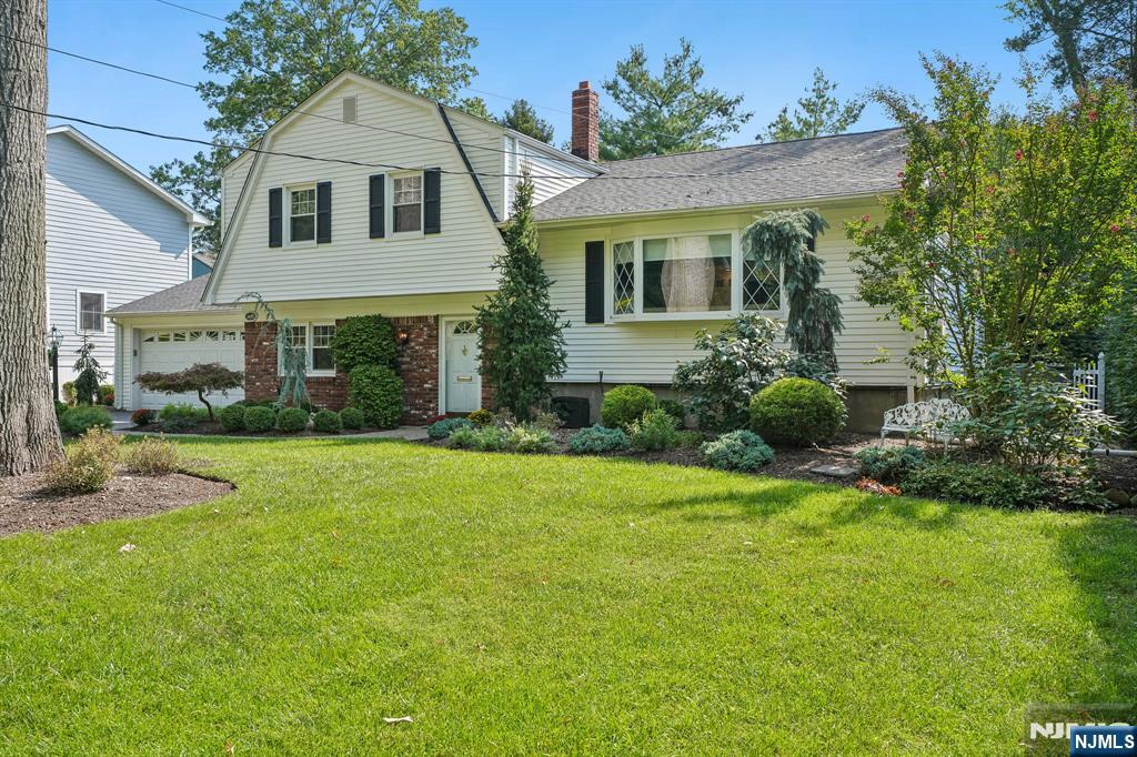 449 Doremus Avenue