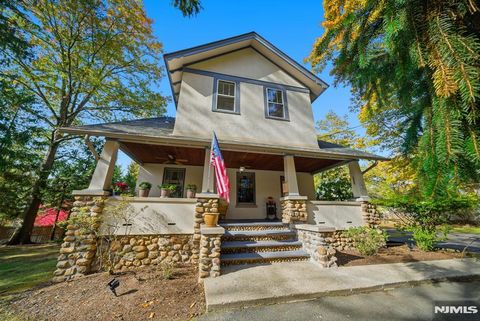 39 Highview Avenue Park Ridge NJ 07656