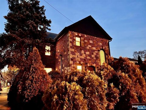 695 Palisade Avenue Cliffside Park NJ 07010