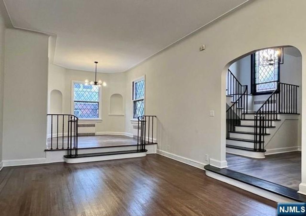 Photo of 695 Palisade Avenue, Cliffside Park, NJ 07010 (MLS # 26003621)