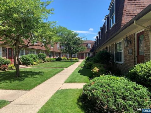 Photo of 340 Sutton PL #340, Norwood, NJ 07648 (MLS # 26026670)