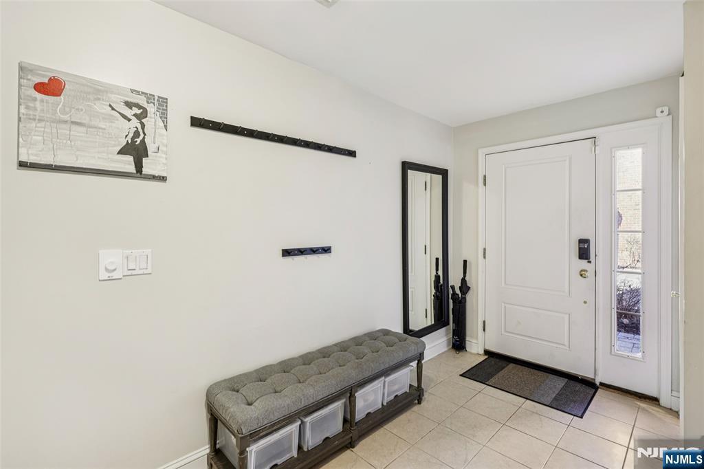 422 Hillside Avenue 5