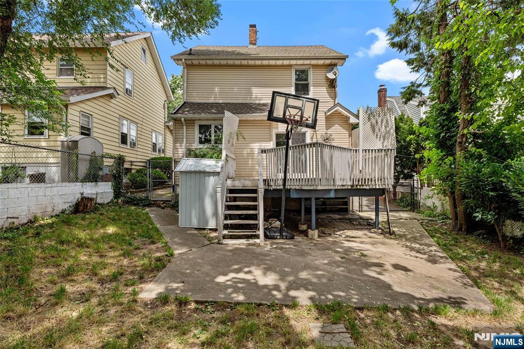 181 Brinkerhoff Street