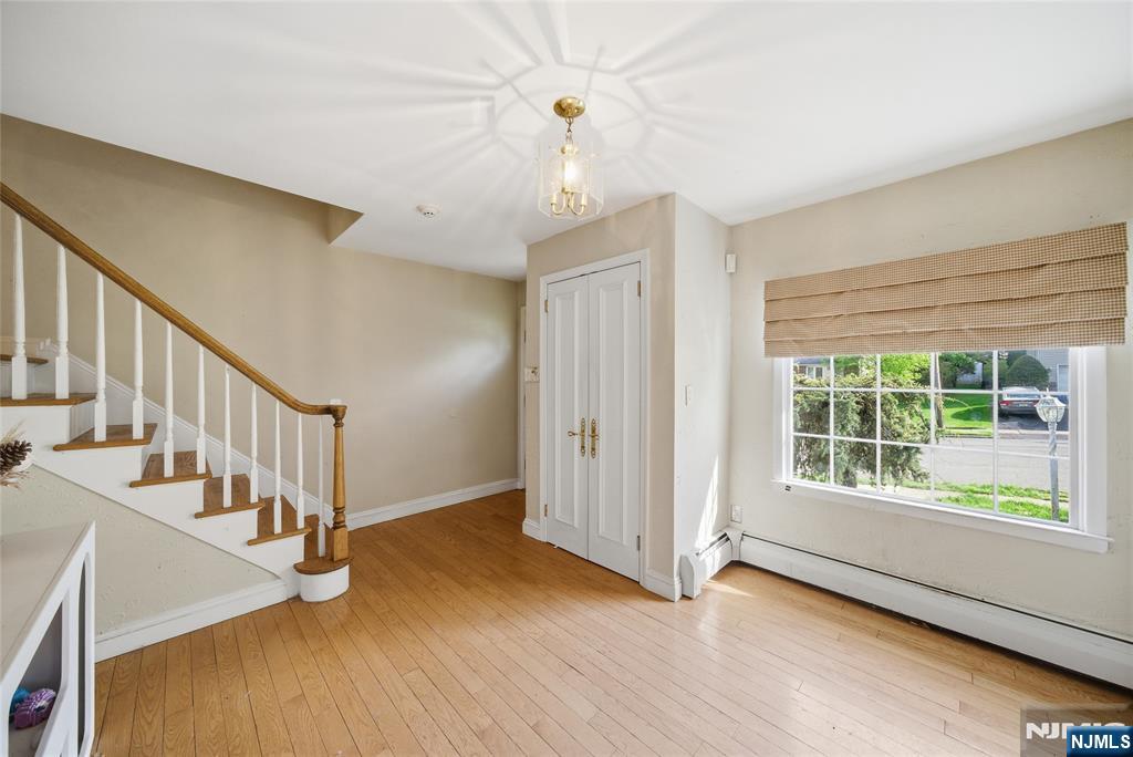 182 Pascack Avenue