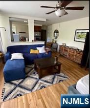 280-320 Oak Street 292TC