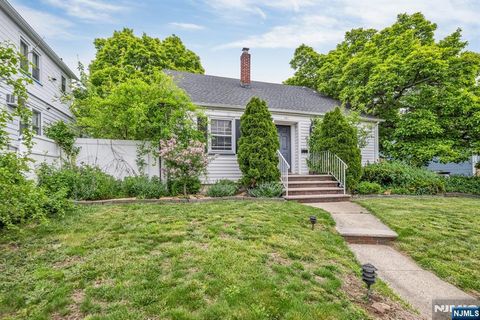 151 Washington Street Lodi NJ 07644