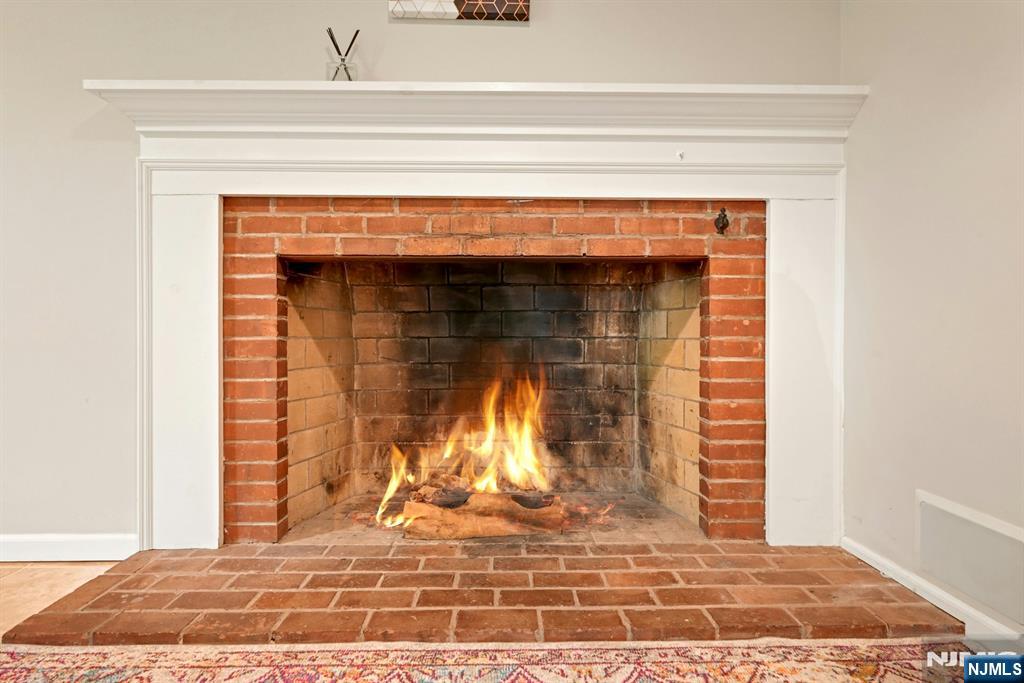 Homes for Sale in Northern NJ | ThisIsRiverEdge.com 76 Briarwood Avenue
