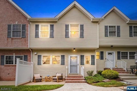 Photo of 29 Riga Court, Scotch Plains, NJ 07076 (MLS # 26032134)